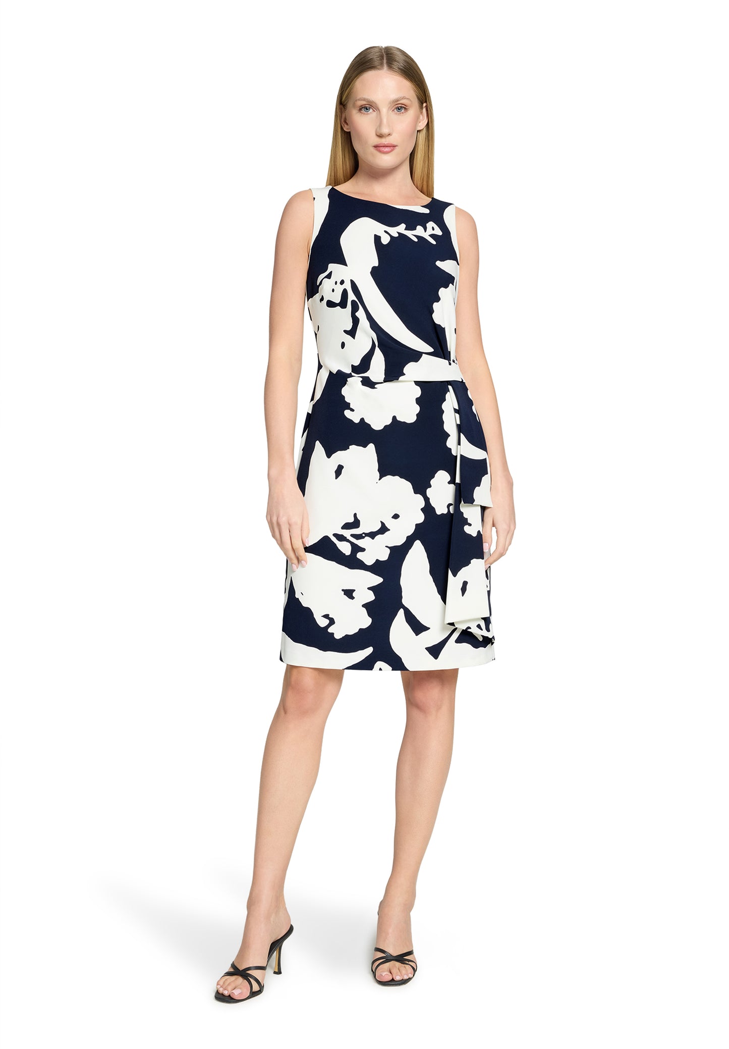 Kleid Kurz ohne Arm - 03834068