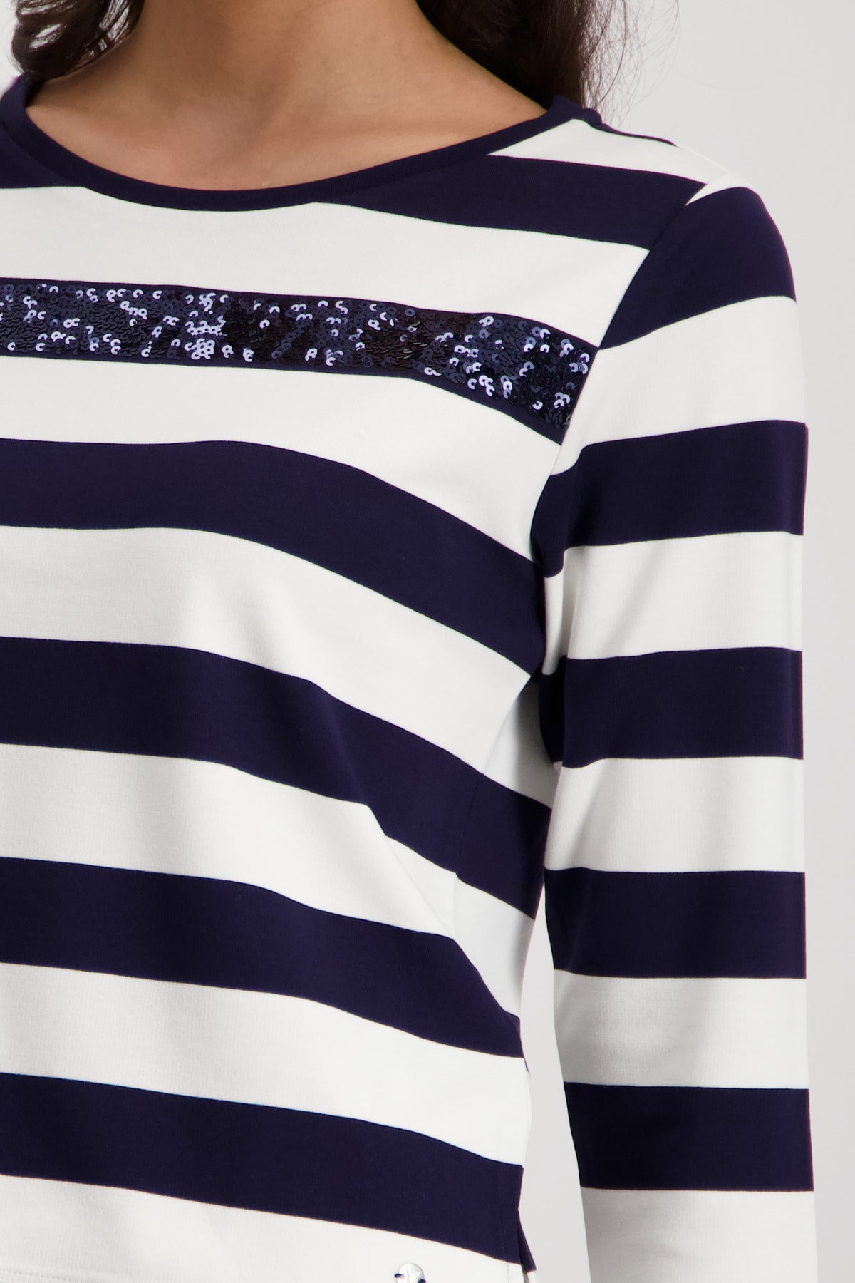 Sweatshirt - 410930