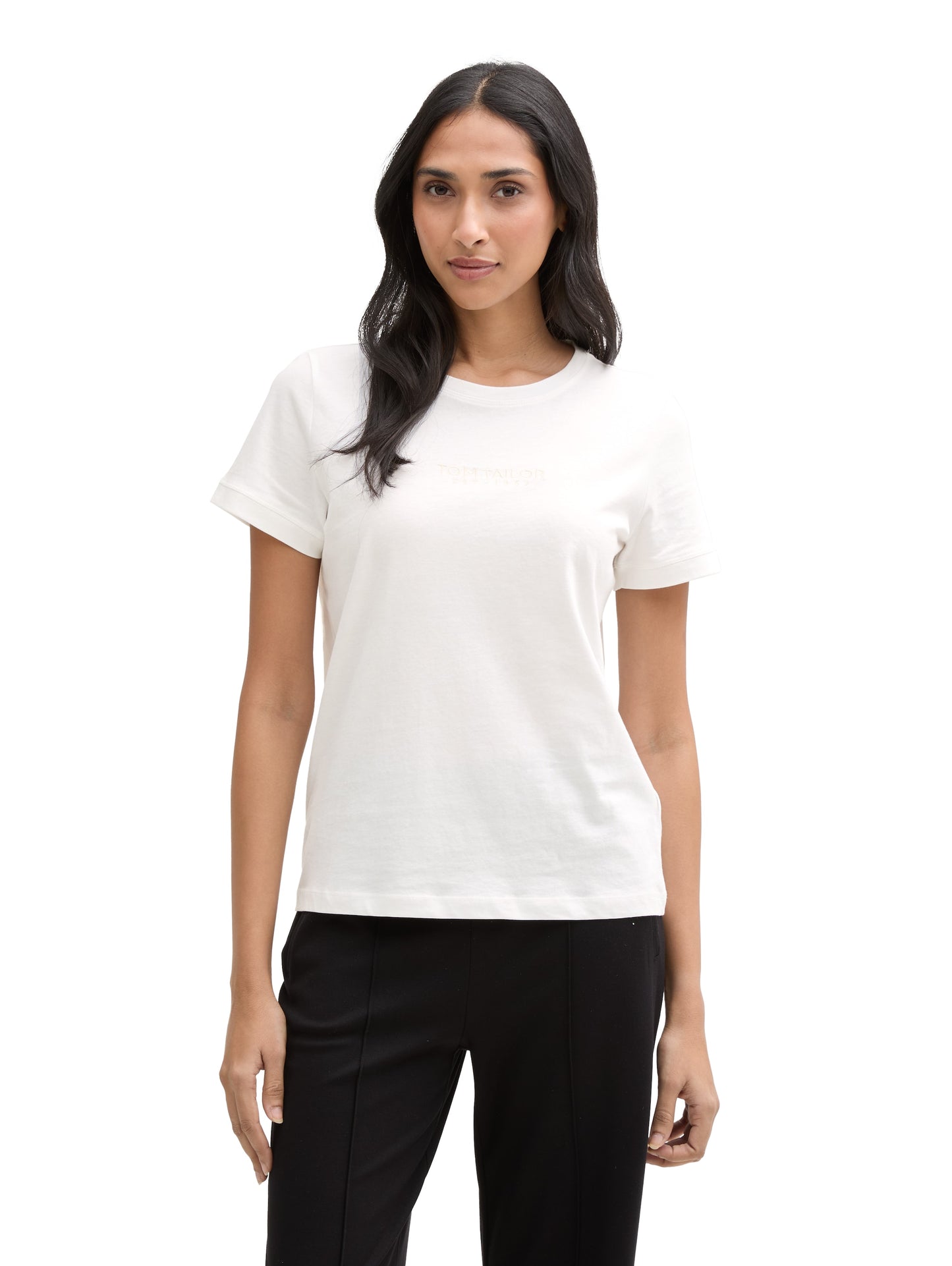 T-shirt logo embroidery - 1045543