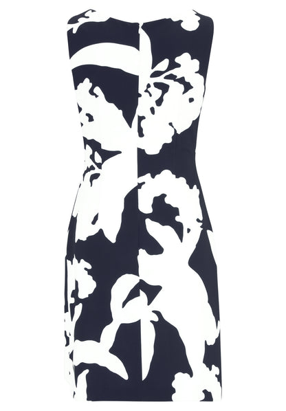 Kleid Kurz ohne Arm - 03834068