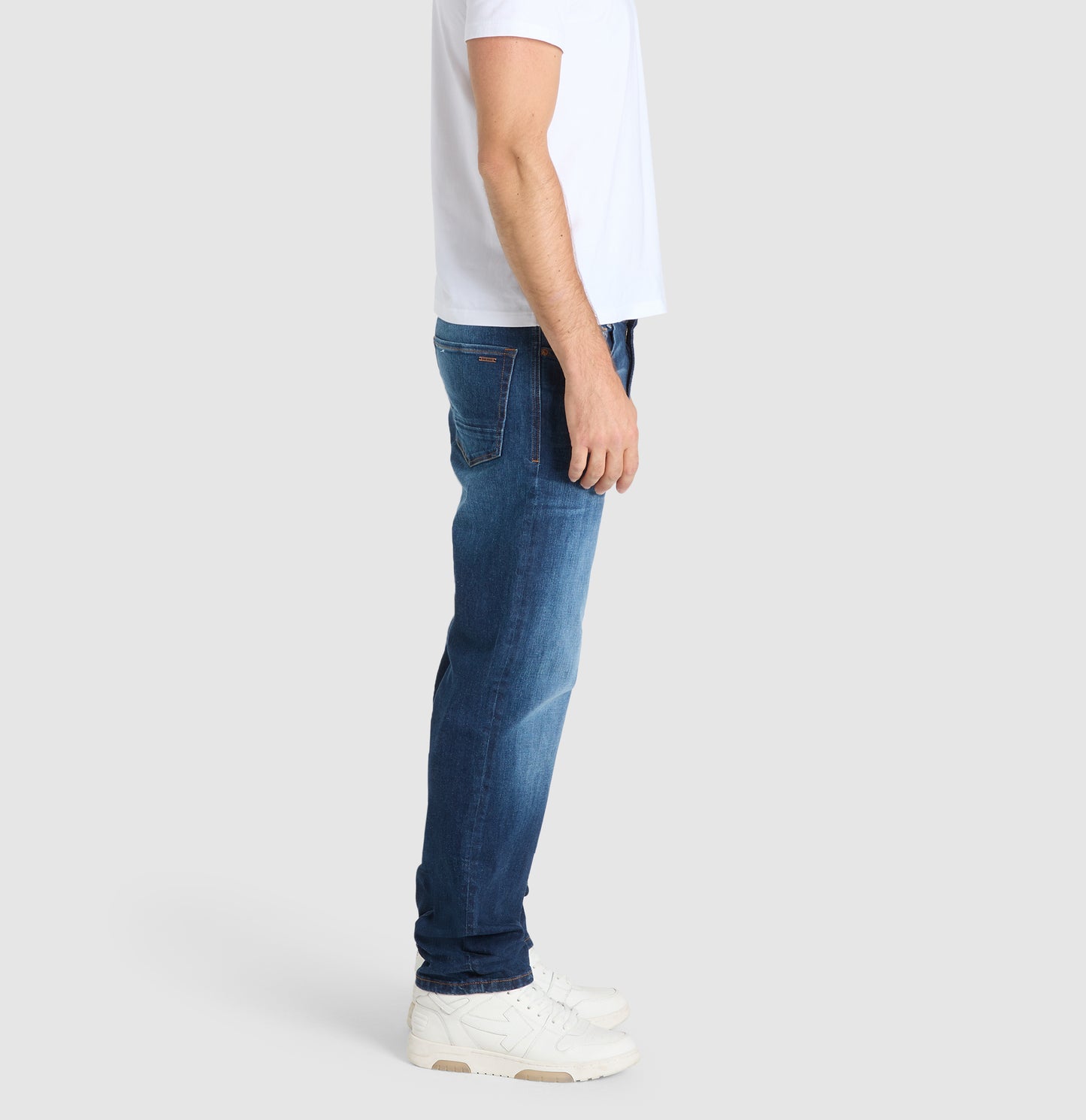 Rick - 1982L043100