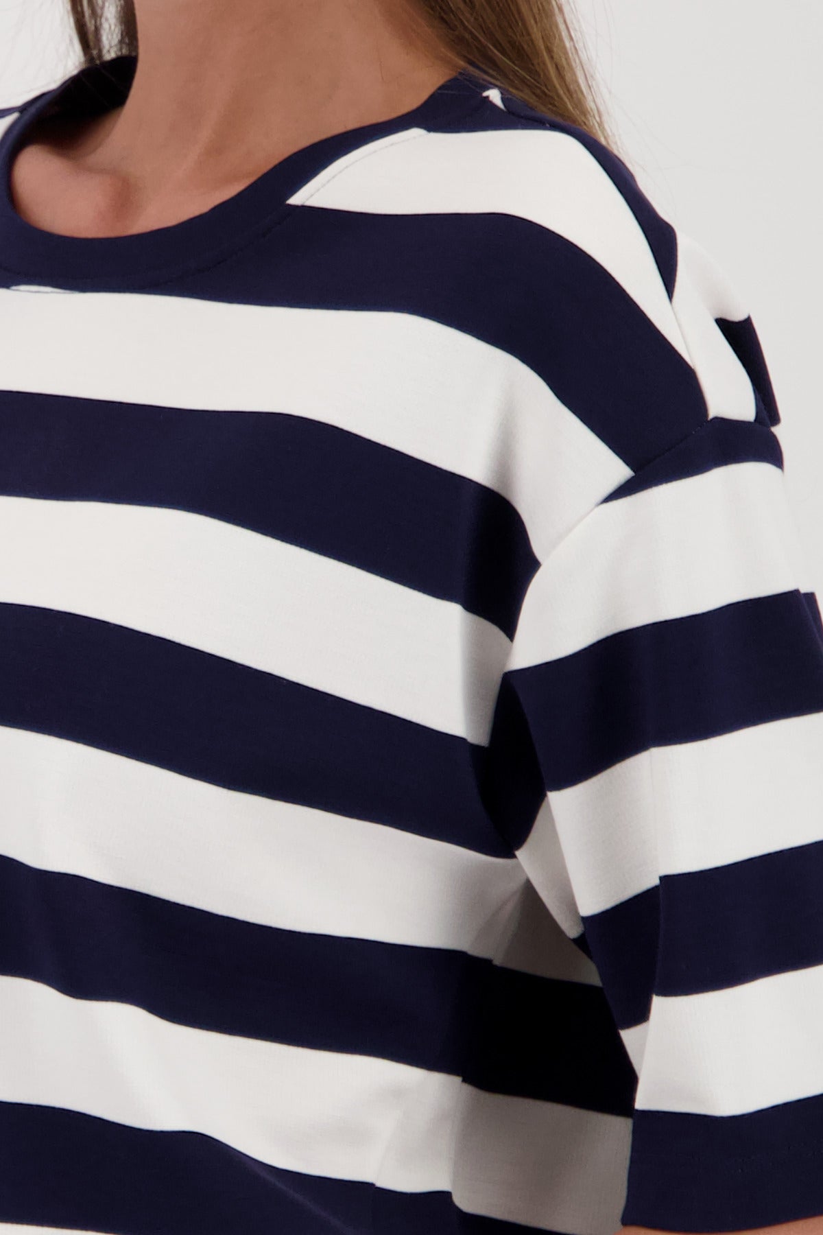 Sweatshirt - 410180