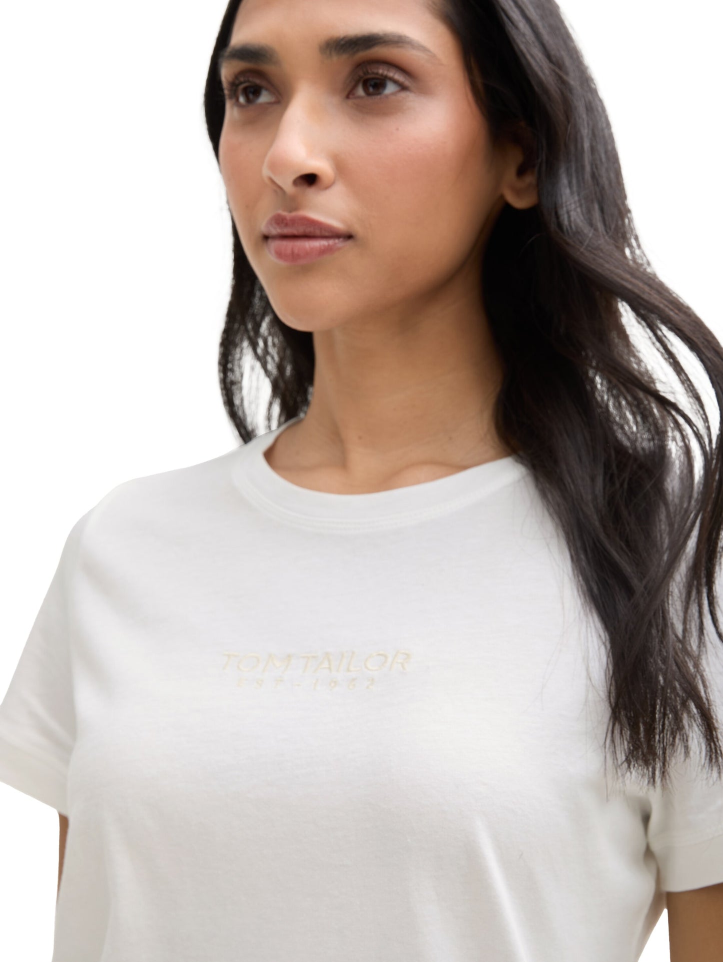 T-shirt logo embroidery - 1045543