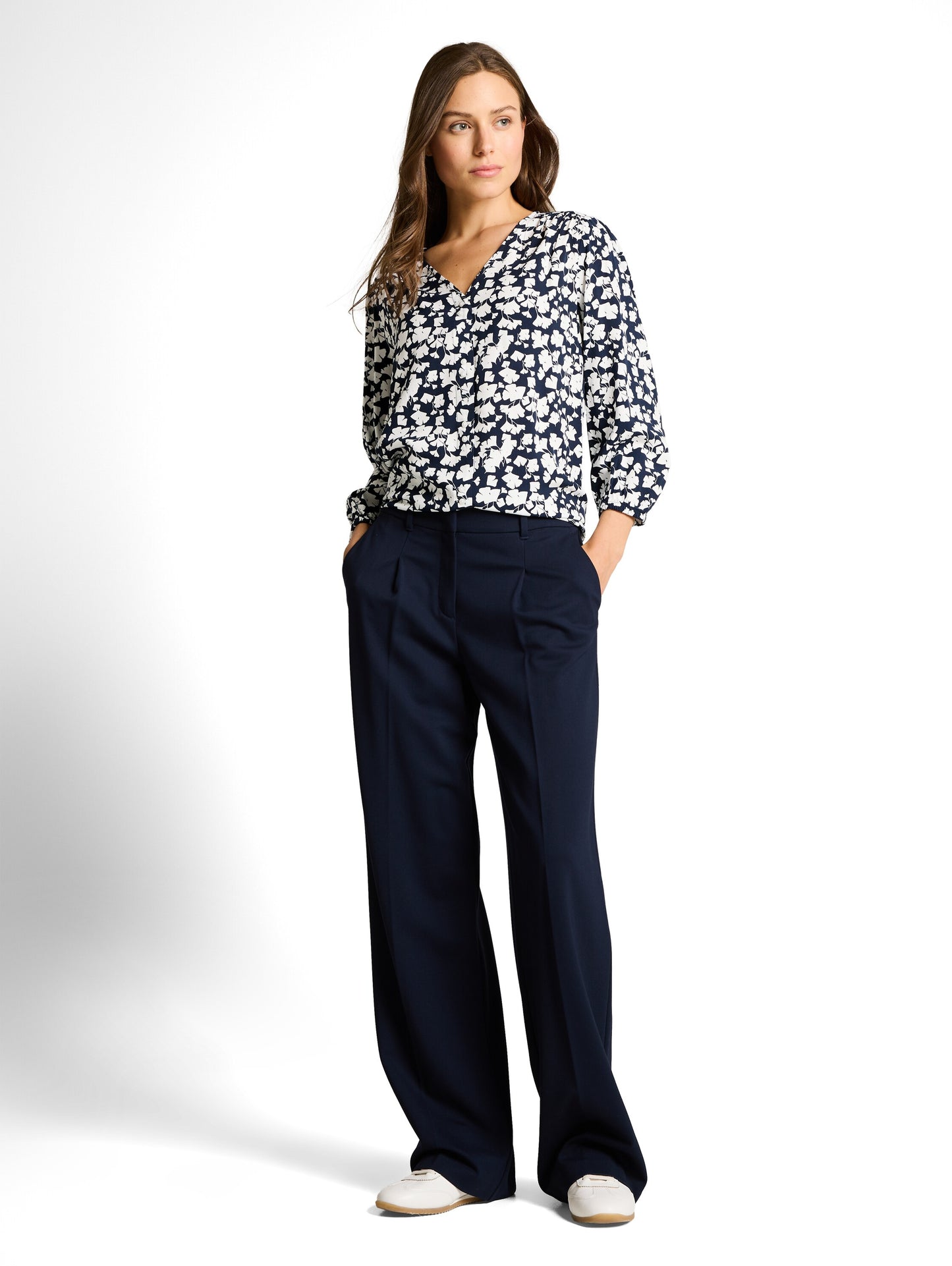 blouse with V-neck - 1049794
