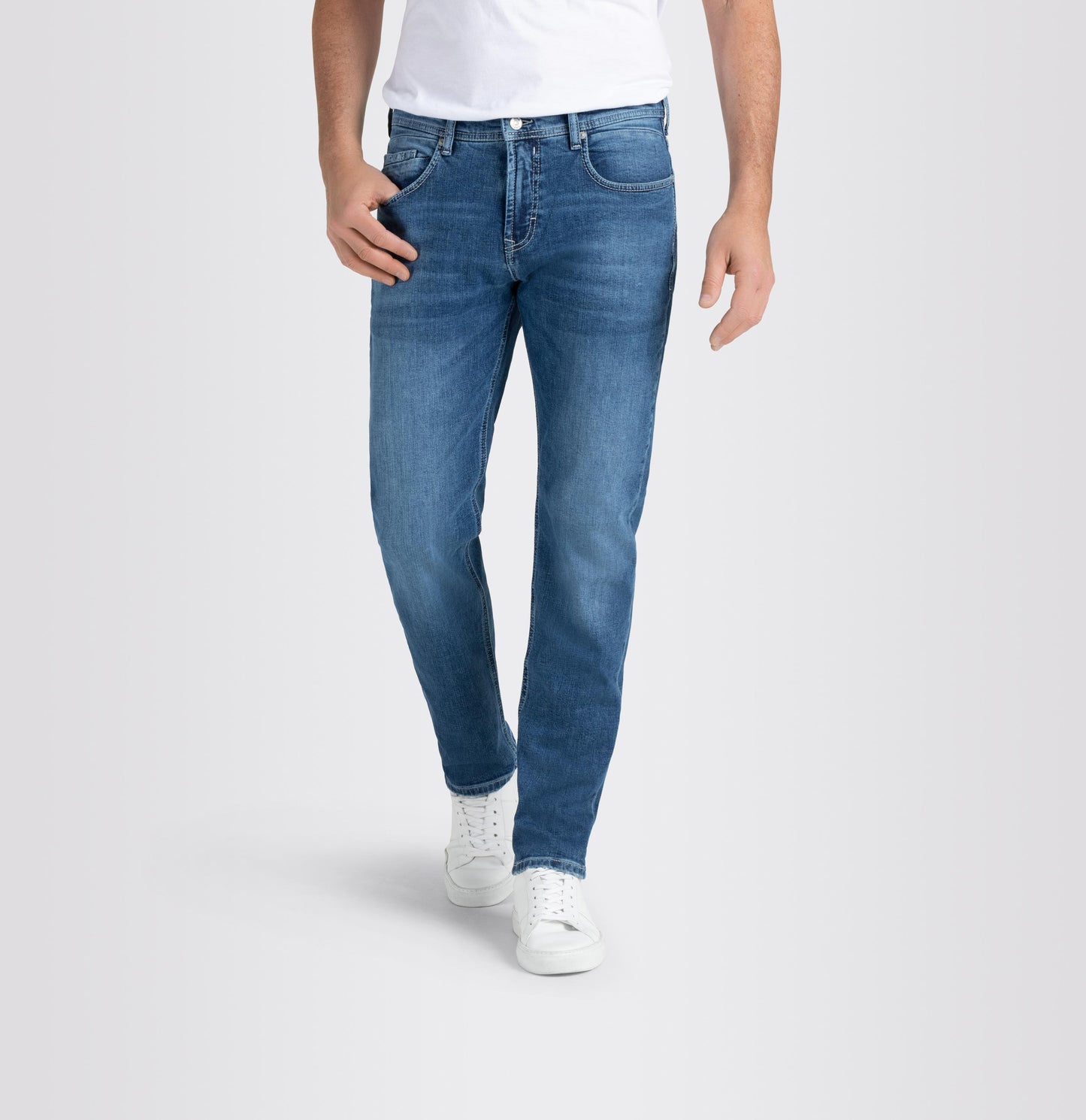 Ben - 0982L038400
