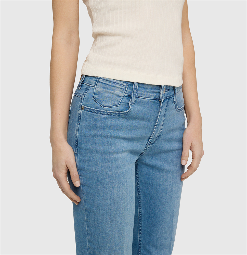 LAURA - 0387L522590