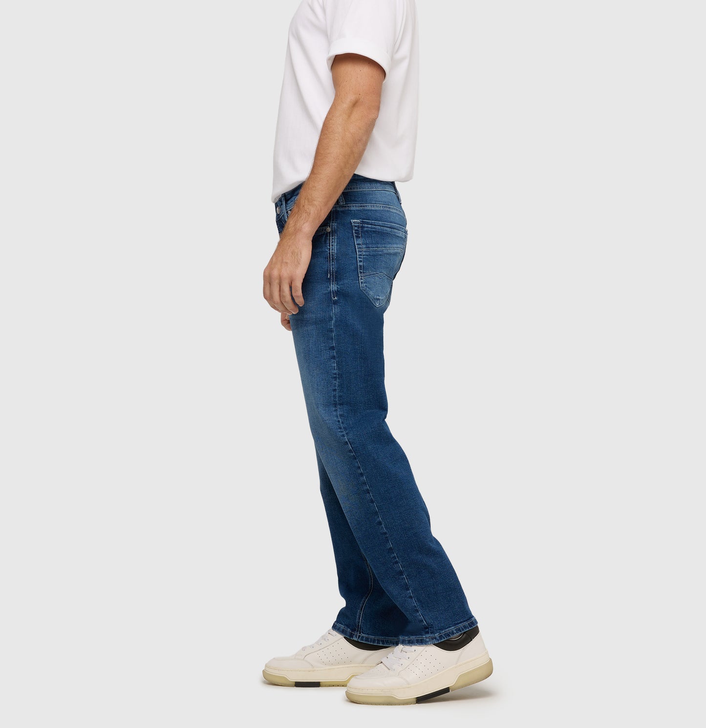 Ben - 0982L038400